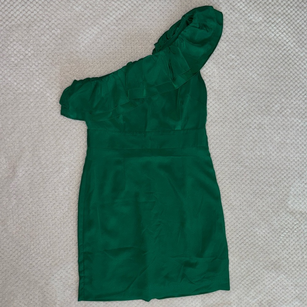 Level Eight silky green one shoulder dress with ruffle neckline Size Small